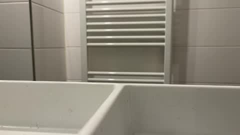 Snapshot of sexy_horney_mike chatting on March 8, 8:18 am sexy_horney_mike online show from March 8, 8:18 am