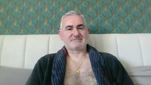Antonio online show from April 5, 9:06 am