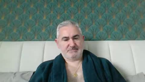 Antonio online show from April 12, 3:50 pm