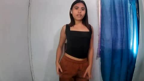sexy_jazzy0295 online show from July 26, 5:37 am