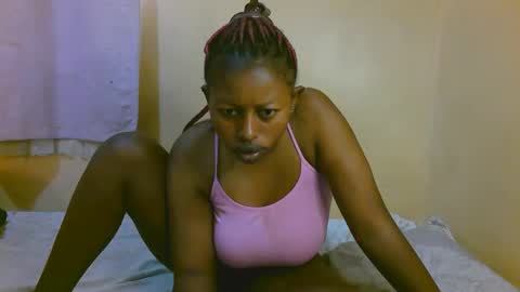 sexy_latasha online show from April 11, 4:28 am