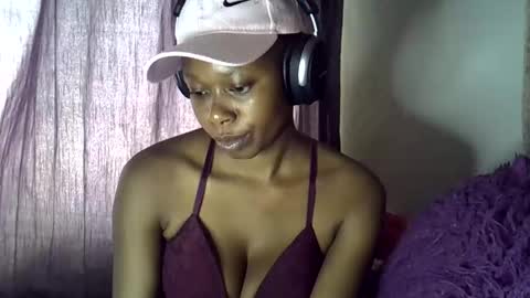 kayla online show from May 23, 12:09 pm