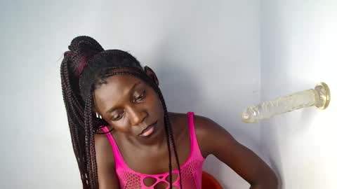 lily online show from October 12, 11:04 pm