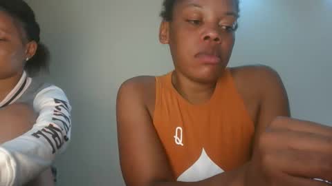 sexy_lyna online show from April 6, 6:31 pm