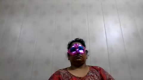Snapshot of sexy_mils_1988 chatting on July 25, 11:19 am sexy_mils_1988 online show from July 25, 11:19 am