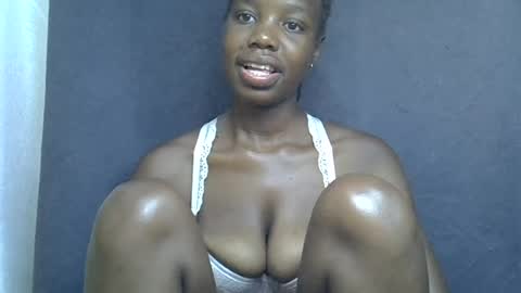 sexy_peach4 online show from July 10, 12:37 am