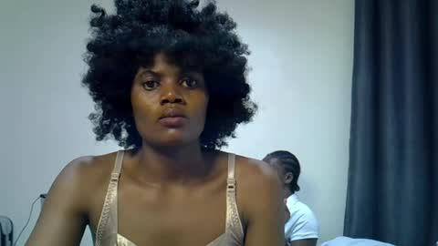 Snapshot of sexy_vero01 chatting on June 23, 12:58 pm sexy_vero01 online show from June 23, 12:58 pm