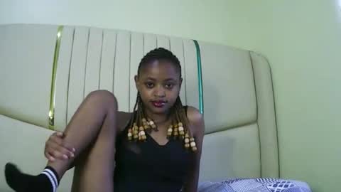 Snapshot of sexy_zaraa chatting on May 8, 3:56 am sexy zaraa online show from May 8, 3:56 am