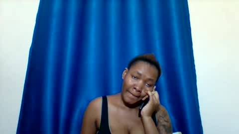 sexyapple2002 online show from June 2, 8:16 am