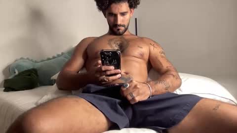 Asaf          online show from April 21, 9:50 pm