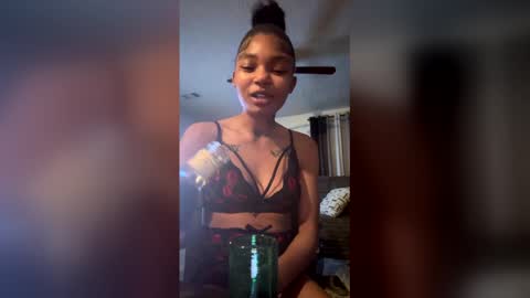 sexybarbie100 online show from February 25, 4:00 am