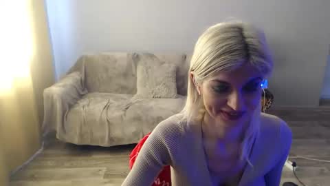 sexybeatriice online show from March 21, 7:24 am