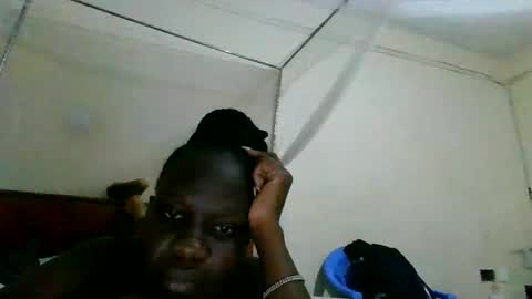 yvonne online show from May 12, 3:14 am