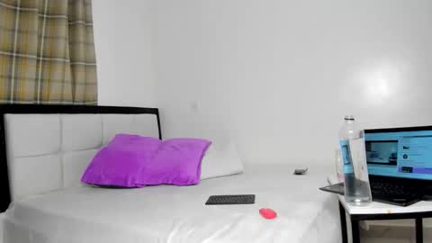 sexybootydoll online show from February 19, 7:43 pm