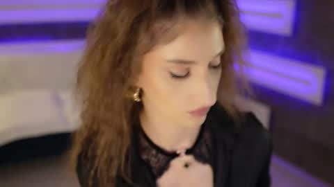 Celline online show from November 18, 5:12 am