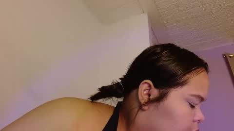 Eva online show from May 17, 7:32 pm