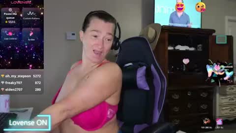  SexyDistraction  online show from June 24, 1:43 pm