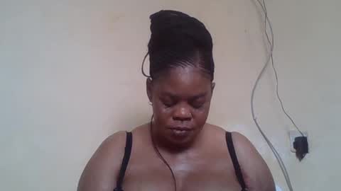 Snapshot of sexydove2 chatting on July 8, 6:51 am EMILY online show from July 8, 6:51 am
