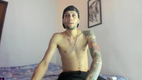 sexyfetissh online show from March 5, 3:13 am