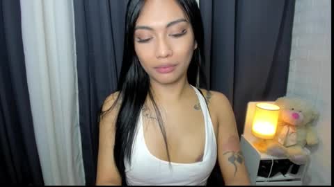 sexygoddessappira online show from December 14, 12:38 am