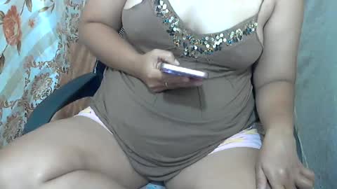 Snapshot of sexyhotmiya chatting on July 12, 3:08 am sexyhotmiya online show from July 12, 3:08 am
