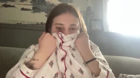 Snapshot of sexyitalian20 chatting on May 6, 6:35 pm sexyitalian20 online show from May 6, 6:35 pm