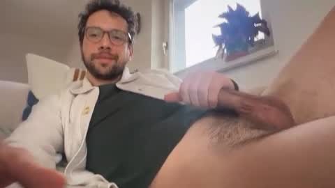 Snapshot of sexyleo8282 chatting on February 8, 12:41 pm sexyleo8282 online show from February 8, 12:41 pm