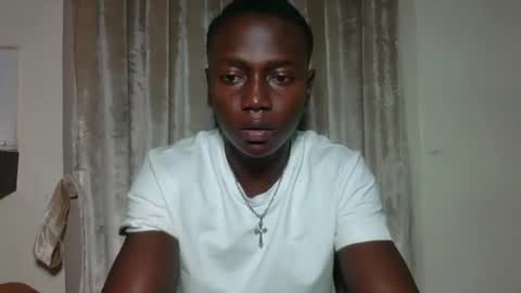 sexylinkebony2 online show from February 26, 3:27 am