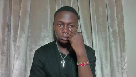 sexylinkebony2 online show from March 1, 4:25 am