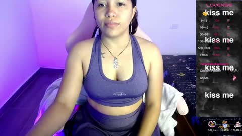 Snapshot of sexyloba_ chatting on June 5, 2:45 pm sexyloba independent model online show from June 5, 2:45 pm