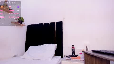 sexylove6901 online show from July 9, 2:04 am
