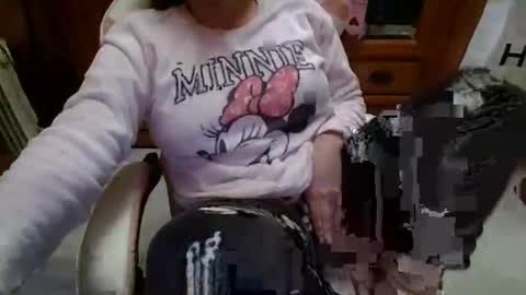 Snapshot of sexymisss24 chatting on April 23, 7:38 pm sexymisss24 online show from April 23, 7:38 pm