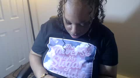 Snapshot of sexymona1218 chatting on June 14, 9:55 am SexyMona online show from June 14, 9:55 am