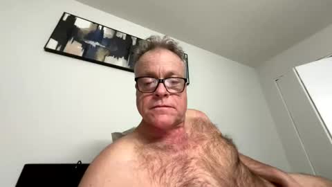 Raymond Art Model online show from March 3, 6:30 am