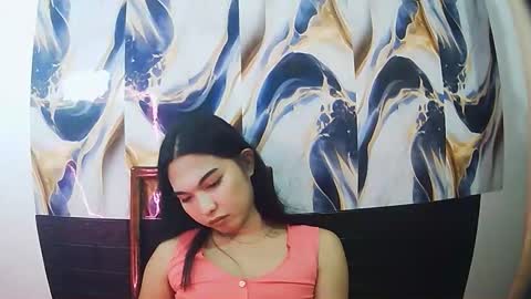 sexypetiteraine online show from April 25, 2:25 pm