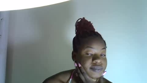 sexyshaz22 online show from July 20, 9:17 pm