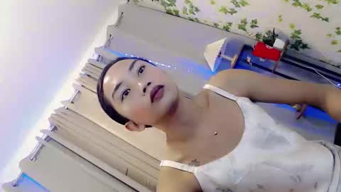 sexyshinixx online show from November 26, 3:02 pm