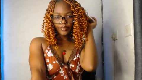 Darkskinned Rae online show from April 6, 12:28 pm