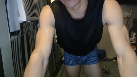 sexystrongcum online show from February 18, 12:17 am