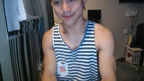 sexystrongcum online show from March 15, 3:23 am