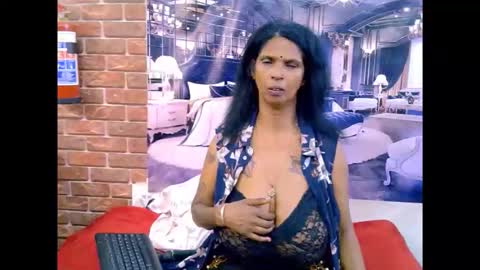 sexyva4u2luv online show from March 27, 8:48 am