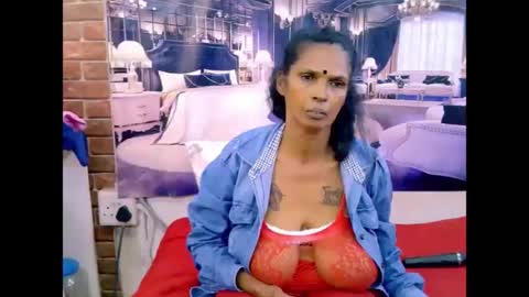 Snapshot of sexyva4u2luv chatting on July 17, 9:49 am sexyva4u2luv online show from July 17, 9:49 am