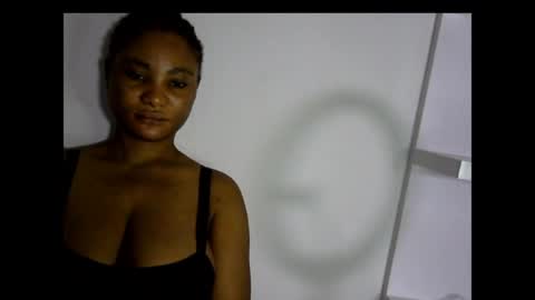 sexyvvy online show from July 8, 3:00 am