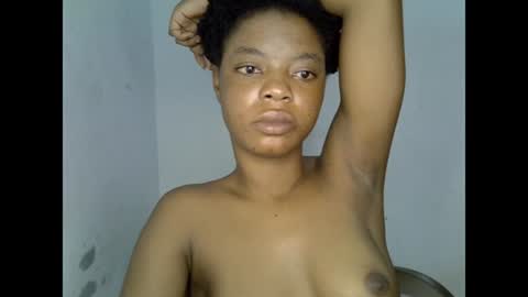 sexyxpeach online show from June 24, 9:41 am