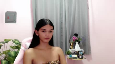 Snapshot of sexyzendaya_69 chatting on July 29, 4:38 pm Zendaya online show from July 29, 4:38 pm