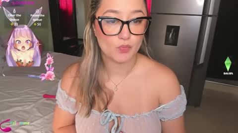 Snapshot of shaddaysmith chatting on January 9, 1:25 pm Shaday online show from January 9, 1:25 pm