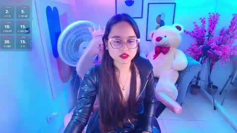Shady  online show from June 5, 8:47 pm