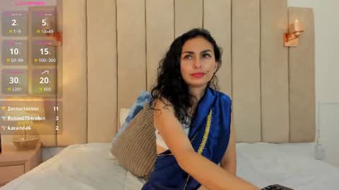Snapshot of shaliny_ chatting on June 11, 12:32 am Shanily online show from June 11, 12:32 am