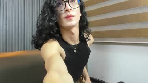 shammy_rosse online show from May 20, 2:07 am