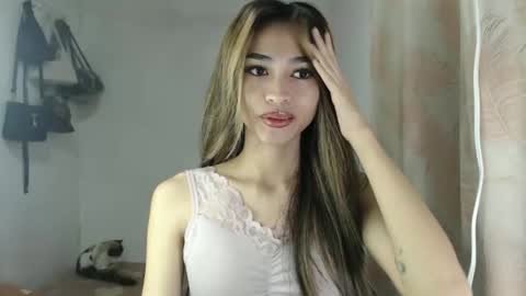 bini aiah online show from October 5, 2:43 am